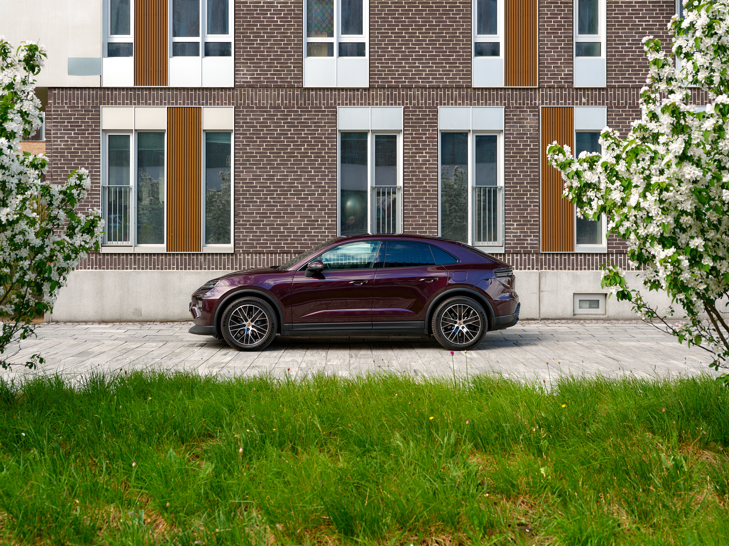 260512 Semler Porsche Macan Ruby 24