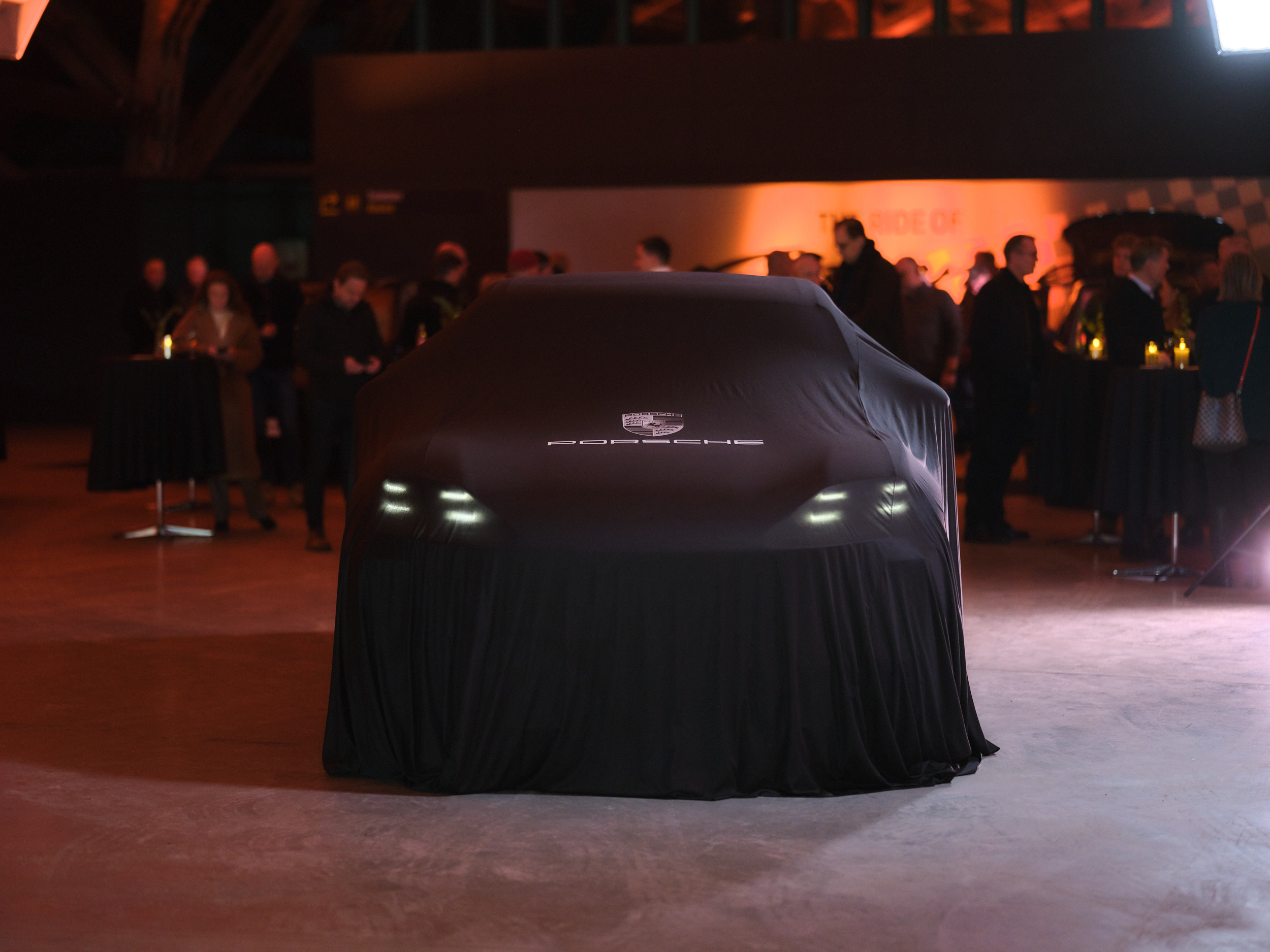 Elektrisk. Men kompromisløst Porsche.