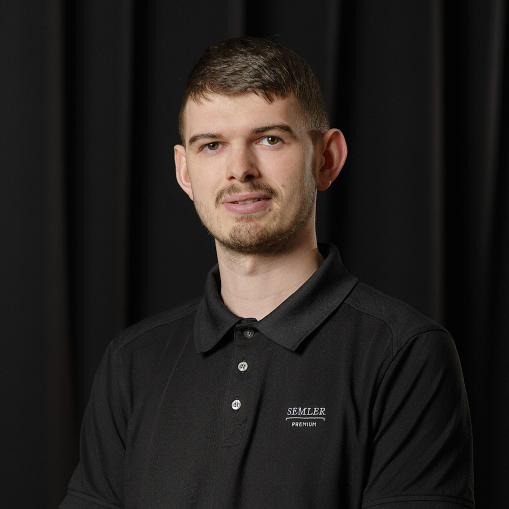 250424 Semler Headshots0337