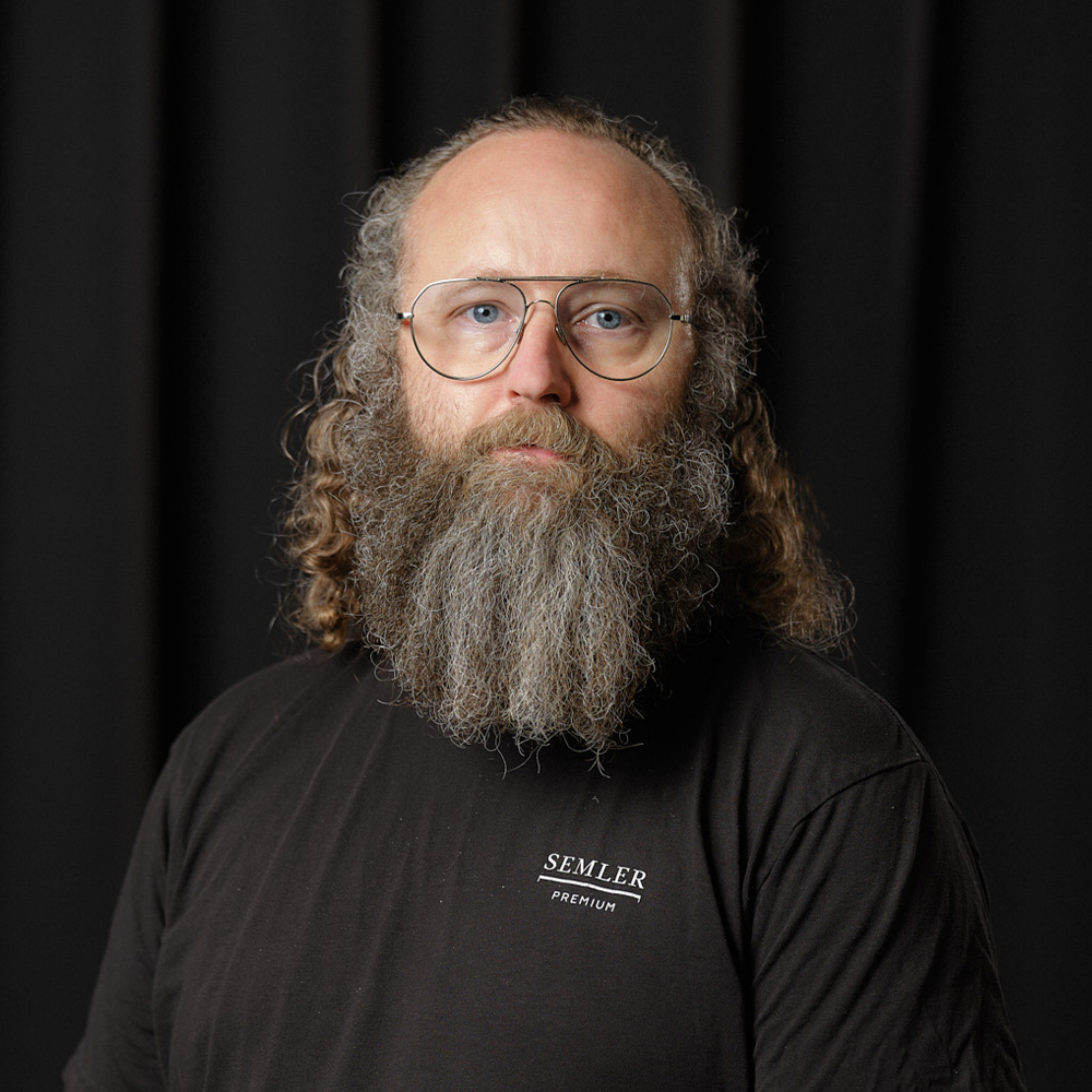 250424 Semler Headshots0380