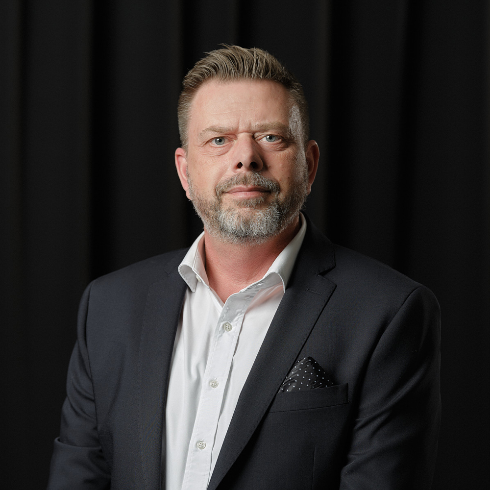 250424 Semler Headshots0603