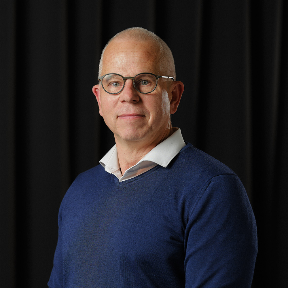 250424 Semler Headshots0675