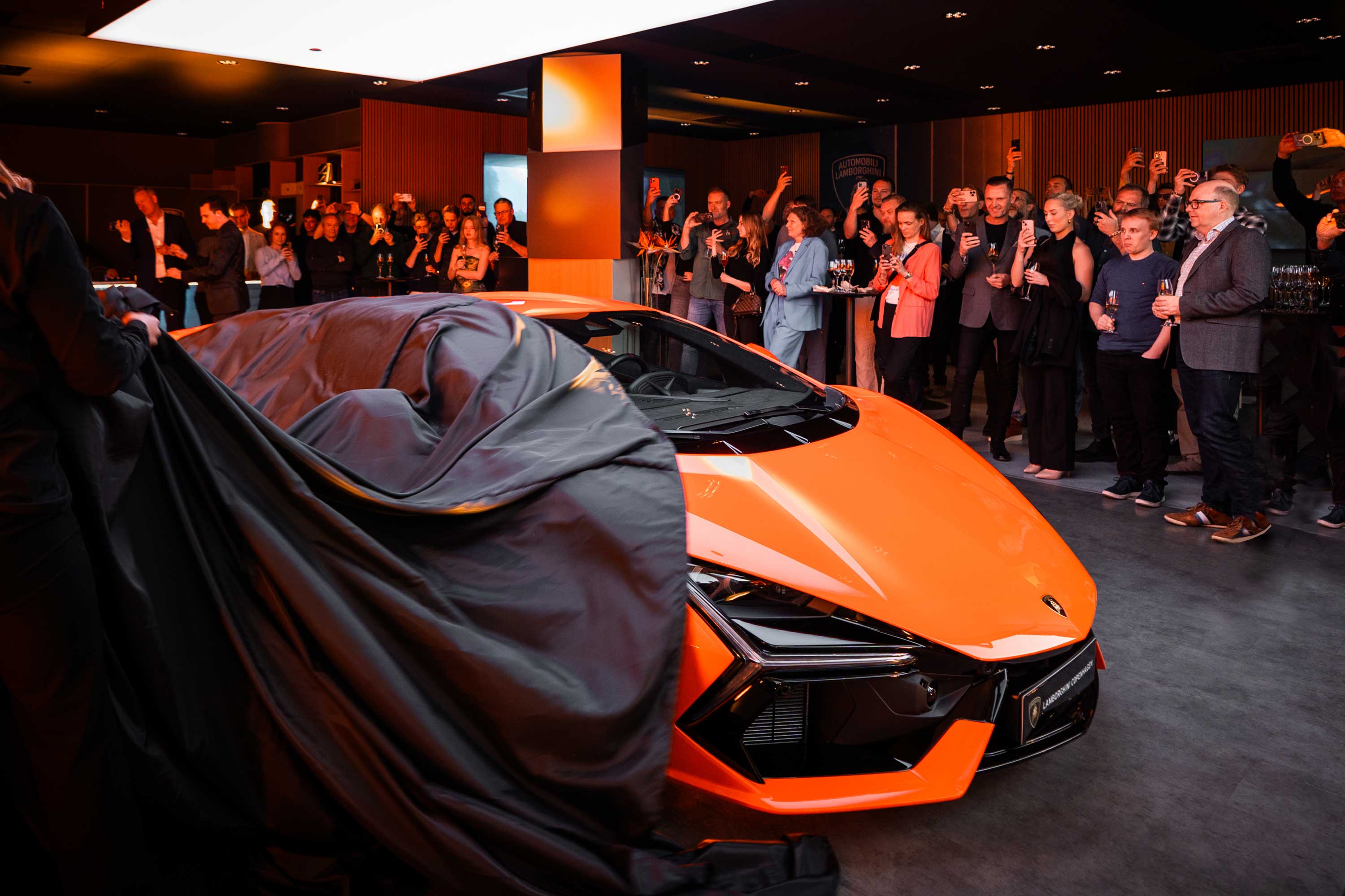 Lanceringen Af Det Nyeste Familiemedlem Lamborghini Revuelto 2