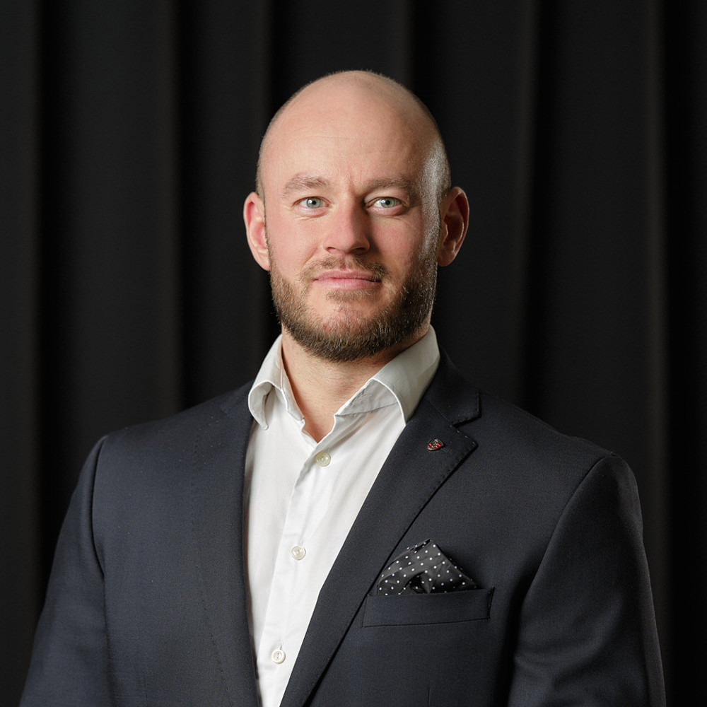 250424 Semler Headshots0366