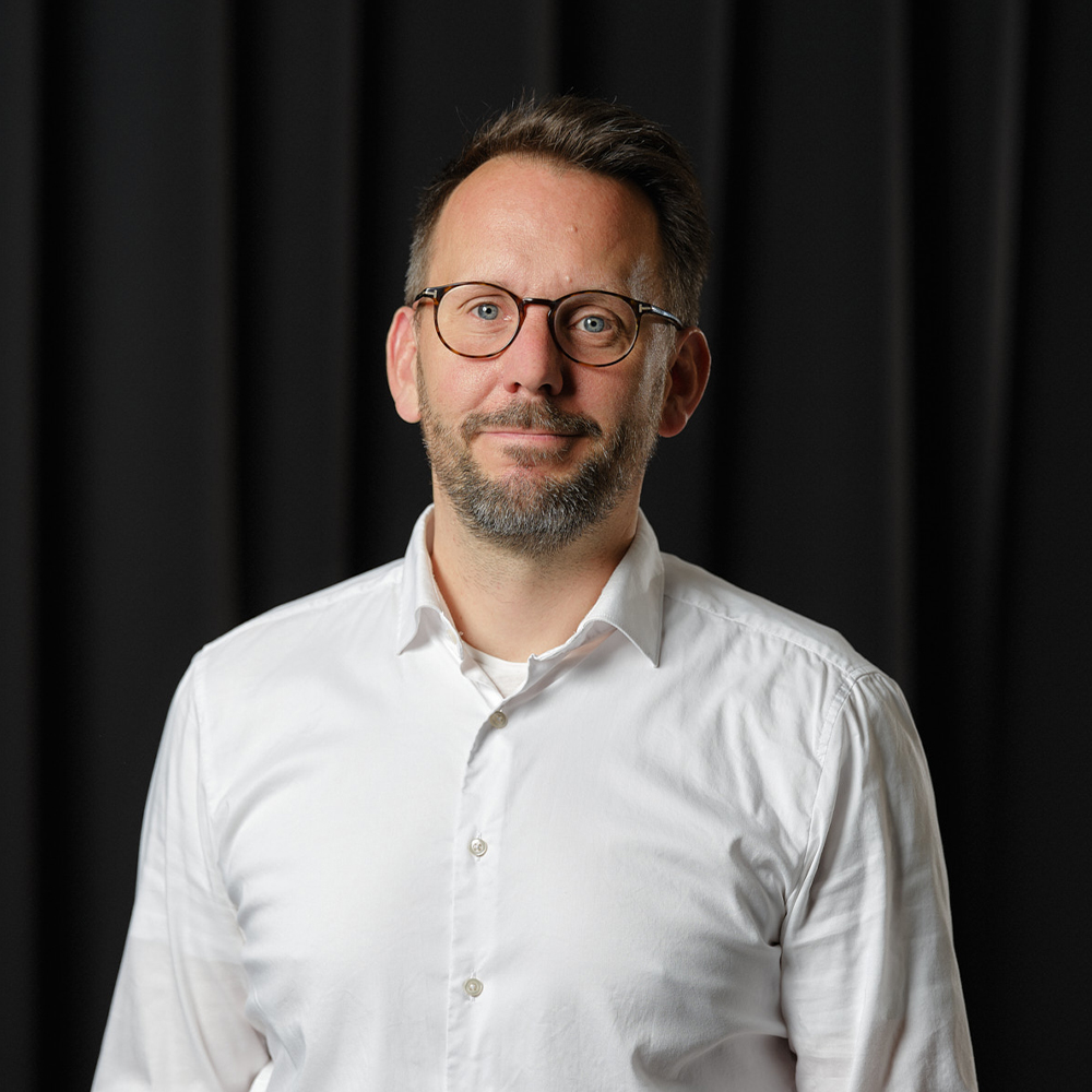 250424 Semler Headshots0303