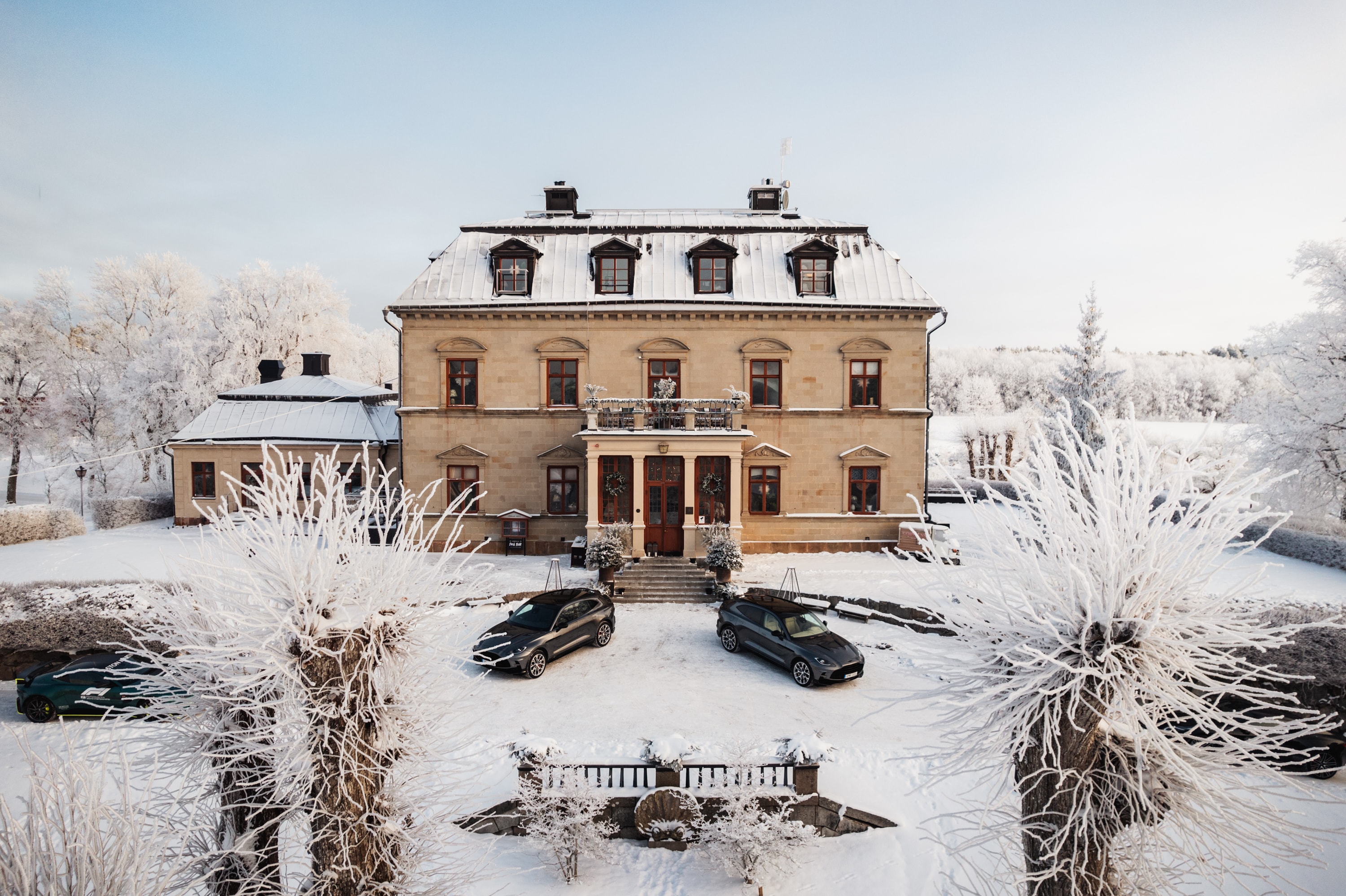 Gallery image 3 of 3