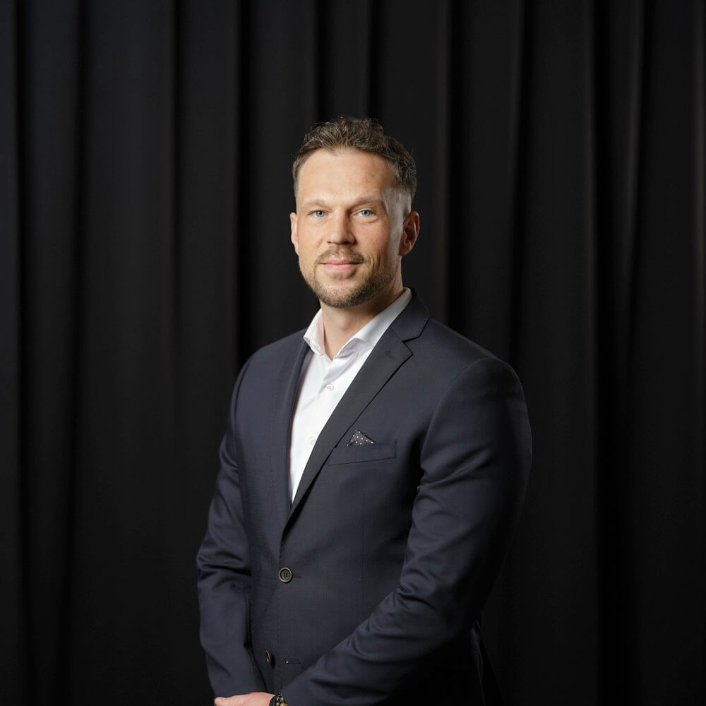 250424 Semler Headshots0408