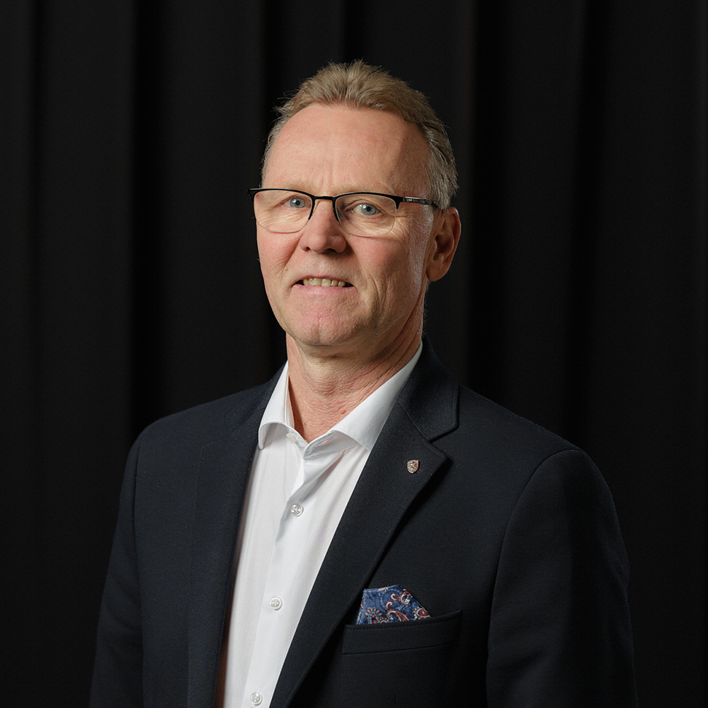 250424 Semler Headshots0719